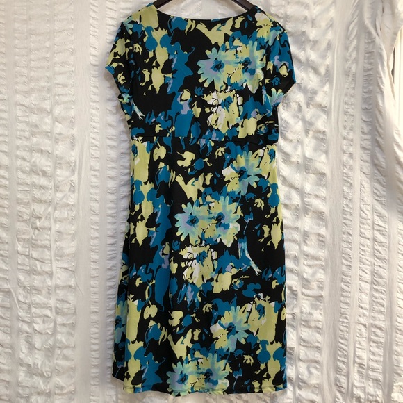 Madison Floral Empire Waist Dress - Picture 3 of 5